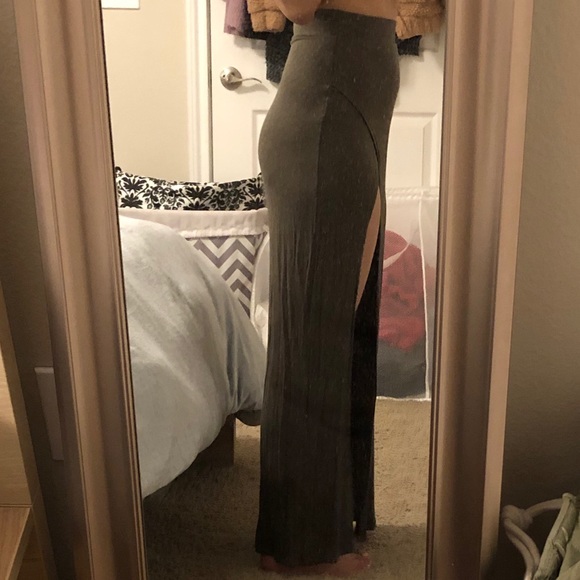 Military green Charlotte Russe maxi skirt - xs - Picture 5 of 7